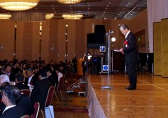 ���A�����֐��b100���N���s�ψ���