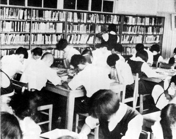 �����w���{�ő�1���j�q8�l�����w