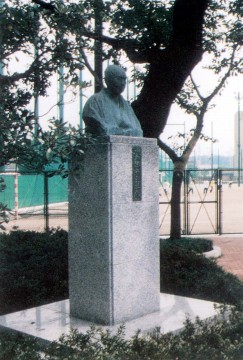 ���씀�q�̋������Ē�