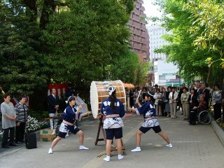 �j���ۂ̉��t